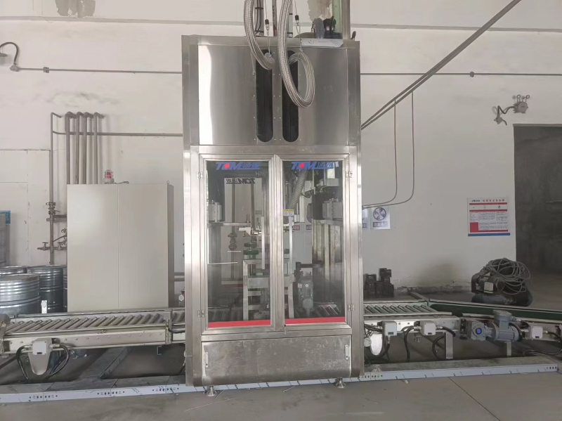 產品全自動桶裝機